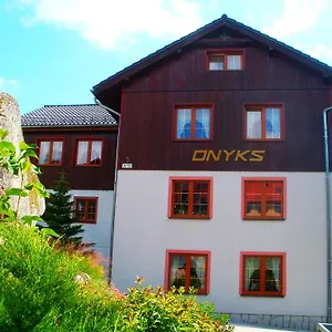 Onyks Kwatera prywatna